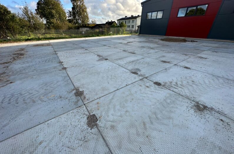 Objekta_AB_3000-plus_platnes_1